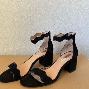 INC Hadwin Heels Size 9